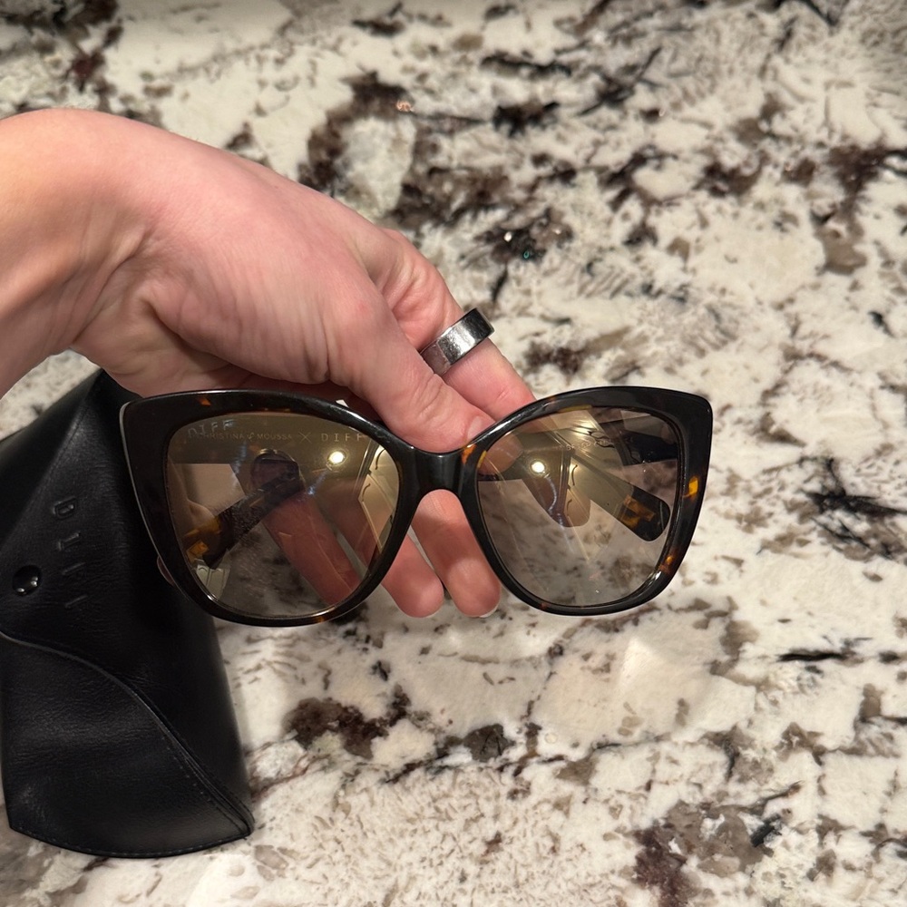 Diff Eyewear Ruby Tortoiseshell Cat-Eye Sunglasse… - image 7